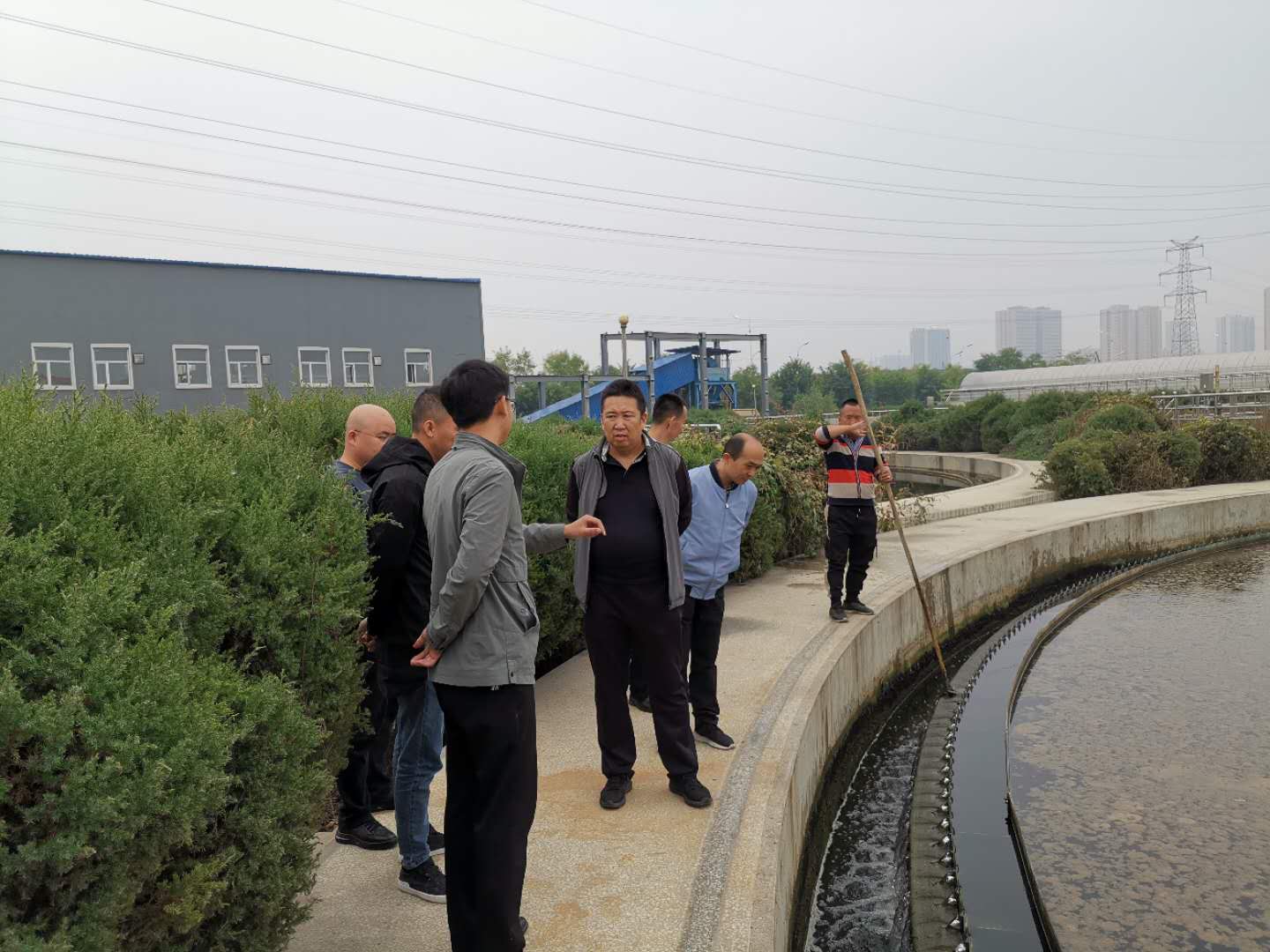 公司總經理王建人在供水、污水生產一線開展風險隱患排查 (2).jpg